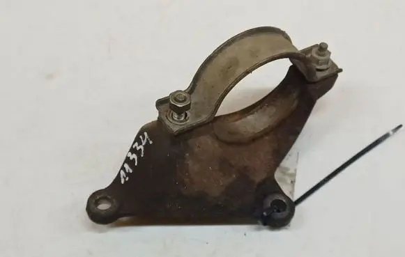 Ford S-MAX Engine mounting bracket