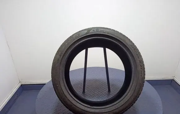 BMW X5 E53 R17 summer tire 8019227410280