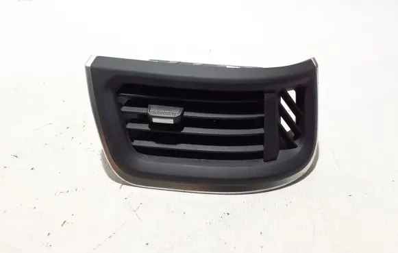Renault Trafic III (X82) Dashboard side air vent grill/cover trim 687603893R