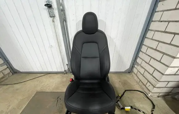 Tesla Model 3 Front passenger seat 148906002F HBT231161L0699
