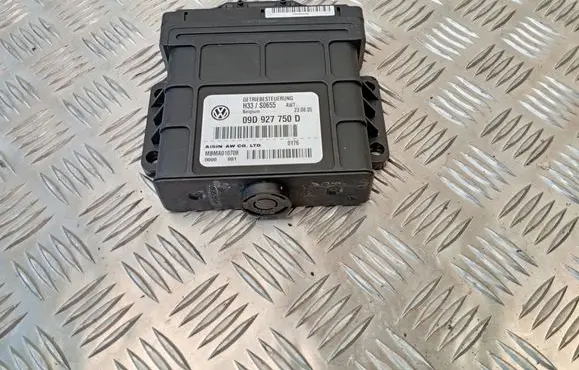 Volkswagen Touareg I Gearbox control unit/module 09D927750D H33S0655 MBMA010708