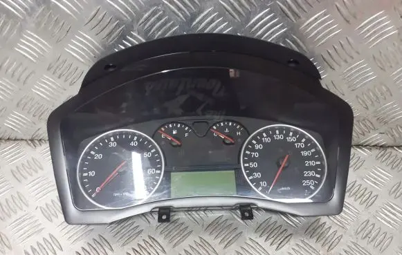 Fiat Croma Speedometer (instrument cluster) 51735924
