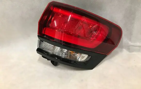 Jeep Cherokee Rear/tail lights P68142940AH