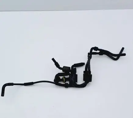 Volkswagen PASSAT B6 Vacuum line/pipe/hose 03G131051