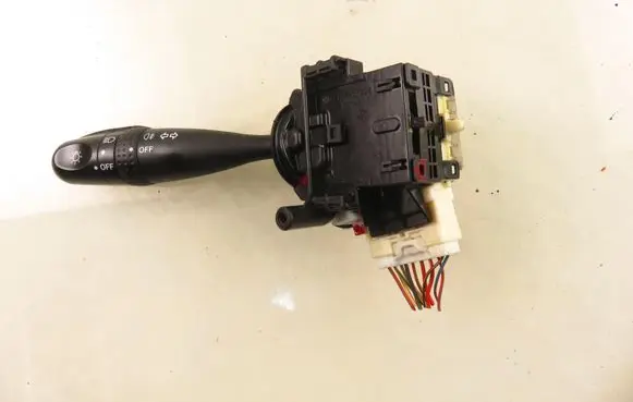 Suzuki SX4 Wiper turn signal indicator stalk/switch