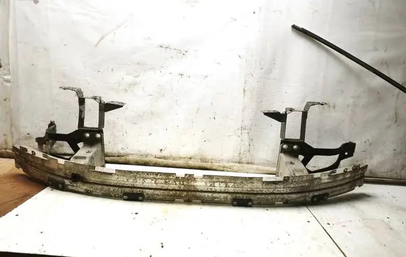 BMW 5 E60 E61 Front bumper cross member 703369611 13232811GE