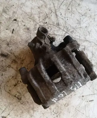 Mazda 3 II Rear brake caliper