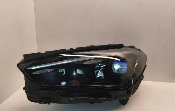 Mercedes-Benz CLS C218 AMG Headlight/headlamp A2369063301