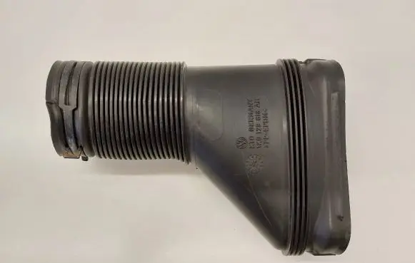 Volkswagen Eos Air intake duct part 1K0129618AH