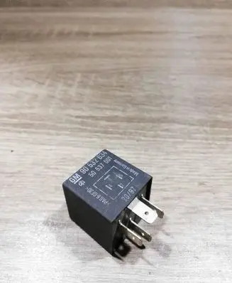 Opel Vectra B Other relay 90532634 50537001