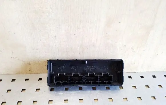 Opel Zafira C Other control units/modules 13586727