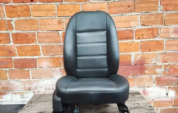 Ford Kuga I Front passenger seat 