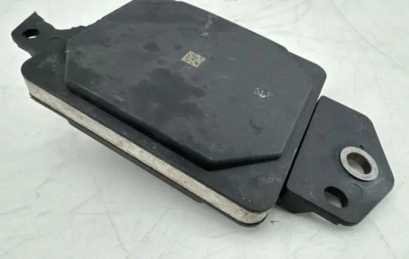 Toyota Yaris Cross Distronic sensor radar 882100D010