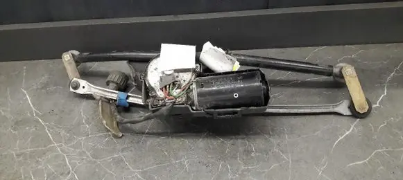BMW 3 E36 Front wiper linkage 1387027
