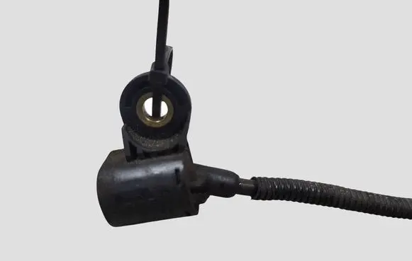 Volkswagen PASSAT CC Camshaft position sensor 1J0973723