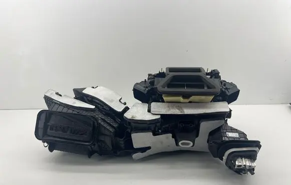 BMW i5 G60 Interior heater climate box assembly 64115A379D9 5A379D9