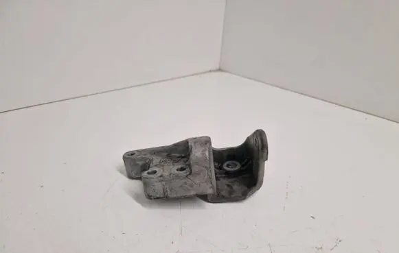 Peugeot 508 RXH Engine mounting bracket 9677163980 86945E01
