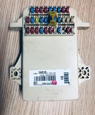 KIA Ceed Fuse module 1H510