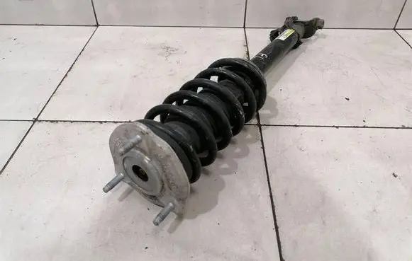 Mercedes-Benz C W205 Front shock absorber with coil spring A2053209230 A2053230020 A2053230292