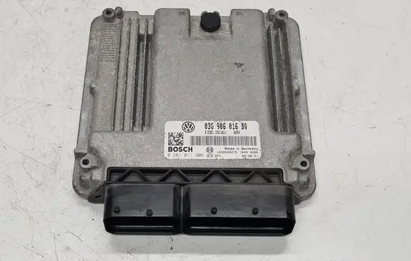 Volkswagen Touran I Engine control unit/module 03G906016BQ 0281011906