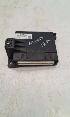 Toyota Avensis T270 Climate control unit 8865005242