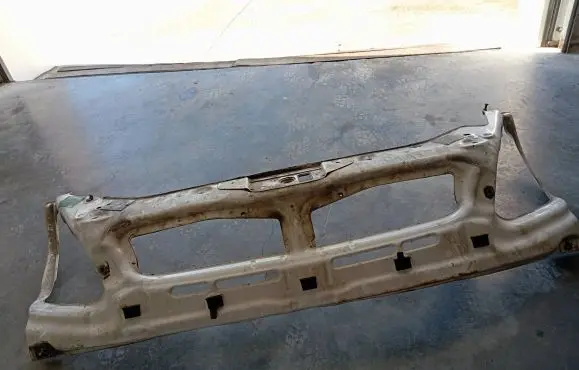 Iveco Daily 35.8 - 9 Radiator support slam panel 98438246 F0010002538H GJ3B46B3K10441