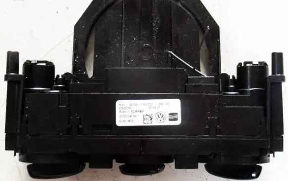 Volkswagen Up Climate control unit 1S0820045AD 00922085 901561780001