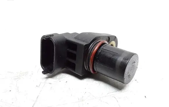 Mercedes-Benz ML W164 Camshaft position sensor A0051531328