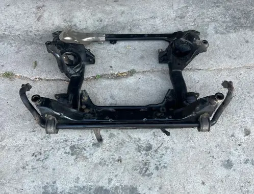 BMW X1 E84 Front subframe 6788966 40532057
