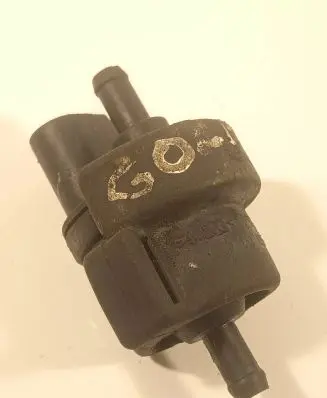 Volkswagen Golf IV Valve vacuum 058133459