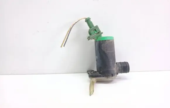 Peugeot 206 Windscreen/windshield washer pump 90095