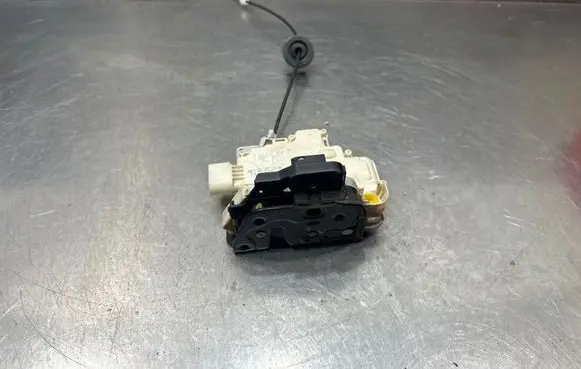Front door lock