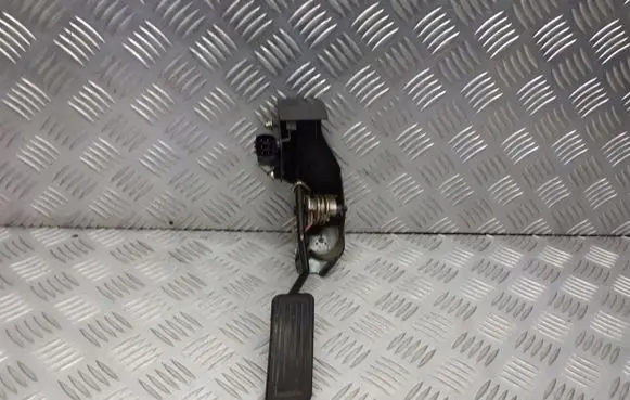 Toyota Corolla E120 E130 Accelerator throttle pedal