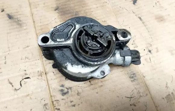 Ford Fiesta Vacuum pump