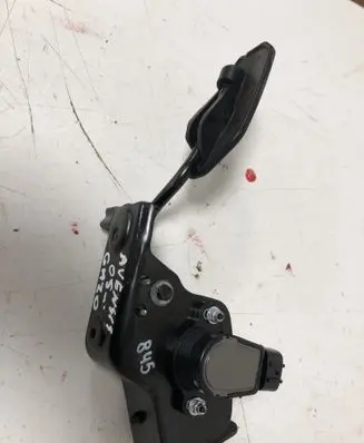 Toyota Avensis T250 Accelerator throttle pedal