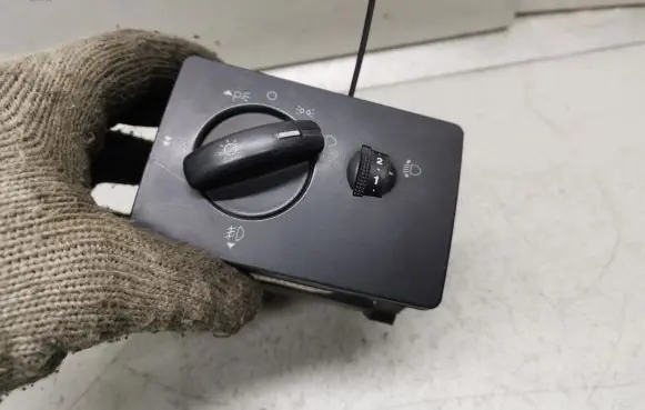Ford C-MAX I Light switch 4M5T13A024LA