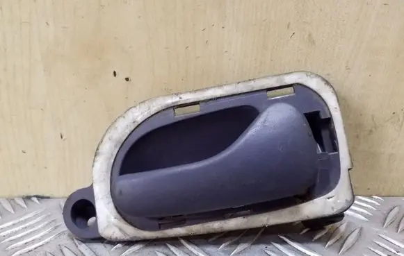 Renault Espace III Rear door interior handle 7700816565