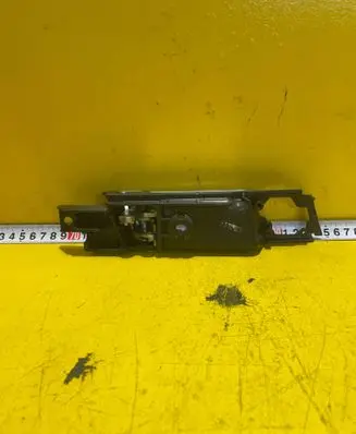Chevrolet Captiva Front door interior handle SWC200401