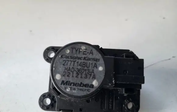 Nissan Qashqai A/C air flow flap actuator/motor 277T14BU1A