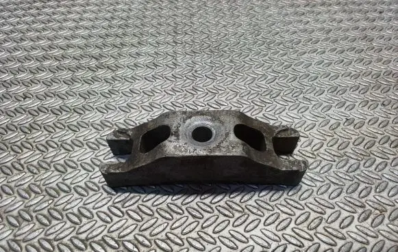 Volkswagen Transporter - Caravelle T5 Fuel Injector clamp holder 03L216V300