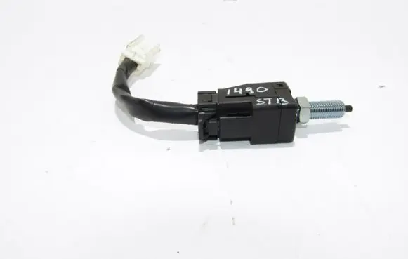 Subaru XV Brake pedal sensor switch