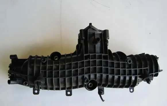 Volvo XC60 Intake manifold 32257808