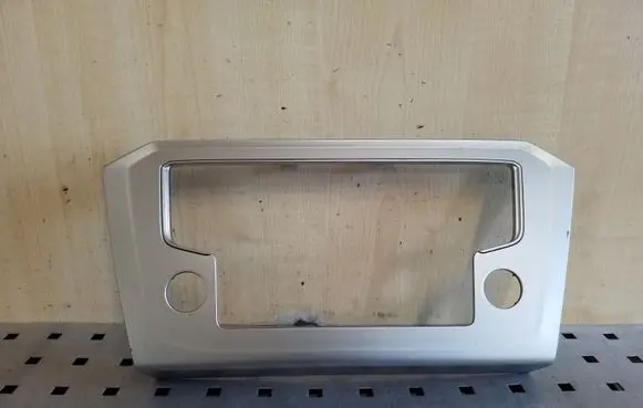 Volkswagen PASSAT B8 Radio/GPS head unit trim 3G2858069E