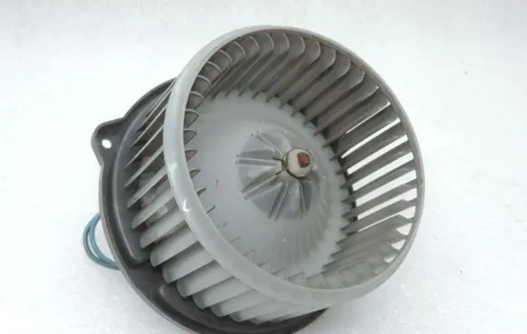 Toyota Avensis T250 Heater fan/blower 8710302080