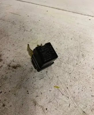 Cadillac STS Seville Other relay 22059694 Z7365 5200