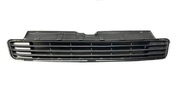 Toyota Prius (XW30) Front grill 5311247040