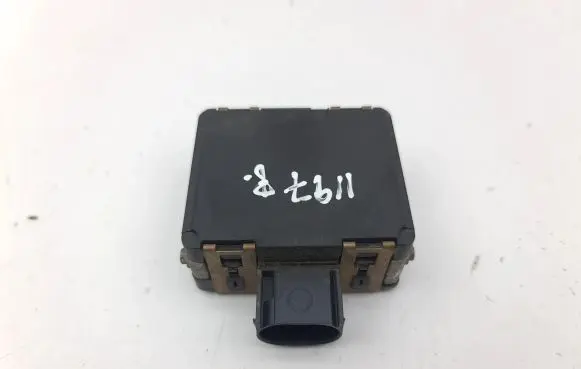 KIA Ceed Distronic sensor radar J799110011