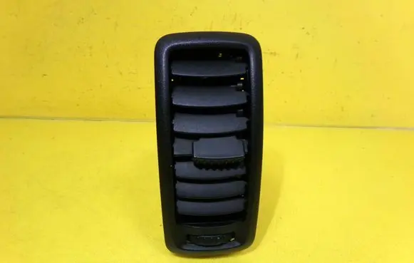 Renault Trafic II (X83) Dashboard side air vent grill/cover trim R6136S150 75387H 7538H
