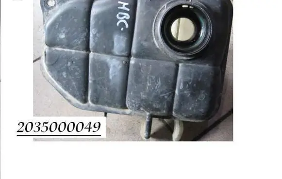 Mercedes-Benz C W203 Coolant expansion tank/reservoir 2035000049