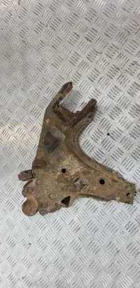 Nissan Terrano Front lower control arm/wishbone